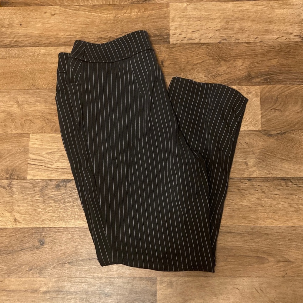 Chico's Black Pinstripe Cropped Women's Trousers